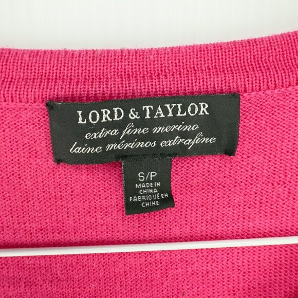LORD & TAYLOR Extra fine Merino Pinky V Neck Minimalist Luxury sz 6 - Picture 3 of 5